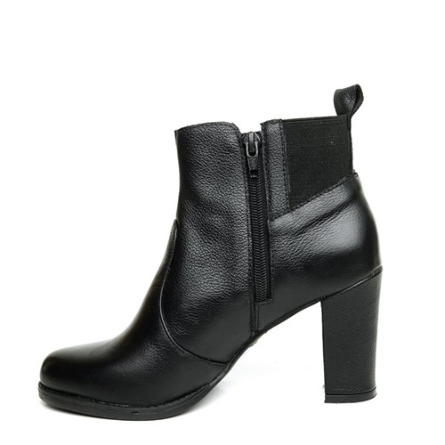 BOTA OPPOSITE EM COURO PRETO - Preto - Feminino - Dafiti