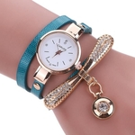 Casual couro Multilayer Vintage Wristwatch Weave Enrole Rivet das mulheres pulseira relógio de pulso