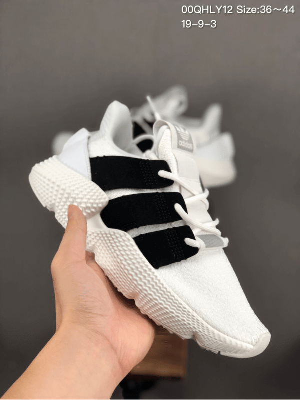 Climacool Eqt (Branco e Preto, 37)