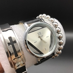 Conjunto Relógio Masculino Triângulo QUARTZ + Pulseiras Premium