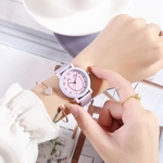 Coreano casuais cinto de senhoras da forma do relógio emoticon selvagem balança digital relógio aluna de quartzo simples