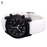 Dos homens Casual Chic Glamour Luxo Black Dial Sports Rubber Strap relógio de pulso