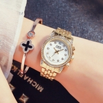 Mulheres Moda Rodada Dial Diamante de quartzo com Alloy Banda