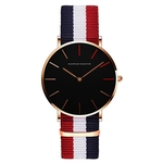 Hannah Martin Unisex Casual Relógios Rodada Dial impermeável quartzo relógio com pulseira de couro para Estudantes