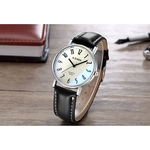 Homens Moda Waterproof Casual Blue Glass Belt Movimento Quartz Assista Rodada Dial Relógio de pulso presente