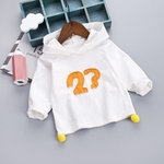 Hoodie Cotton Tops com número impresso Pompons Decor camisa para meninas