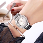 Mulheres Luxo Analog Watch impermeável com pulseira de aço inoxidável para Escritório ocasional