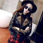 Mulheres coreano Estilo Motorcycle Slim Fit PU Leather Jacket Todos Brasão de harmonização legal