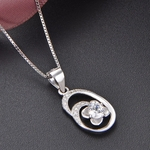 Mulheres elegante Broca Clover Pendant mulheres Fine Jewelry acabamento requintado