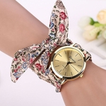 Mulheres Floral Jacquard pano Quartz Dial pulseira rel¨®gio de pulso Assista BG