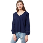 Mulheres Lace V-colar blusa de mangas compridas Primavera Casual e Outono oco Pullover Top