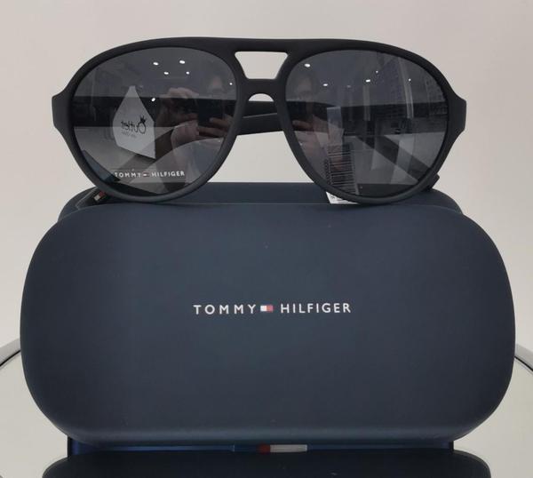 Óculos de Sol - Tommy Hilfiger -