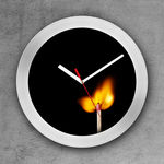 Relógio de Parede Decorativo, Criativo e Descolado | Palito Aceso e Fogo
