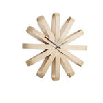 Relógio de Parede Ribbonwood Madeira 30,5 cm Umbra