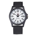 Relógio De Pulso Soki Xinew Militar Esportivo - Pulseira Nylon Preta e Fundo Branco