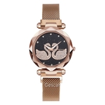 Relógio Feminino Pulseira Magnética Cisnes Dourado