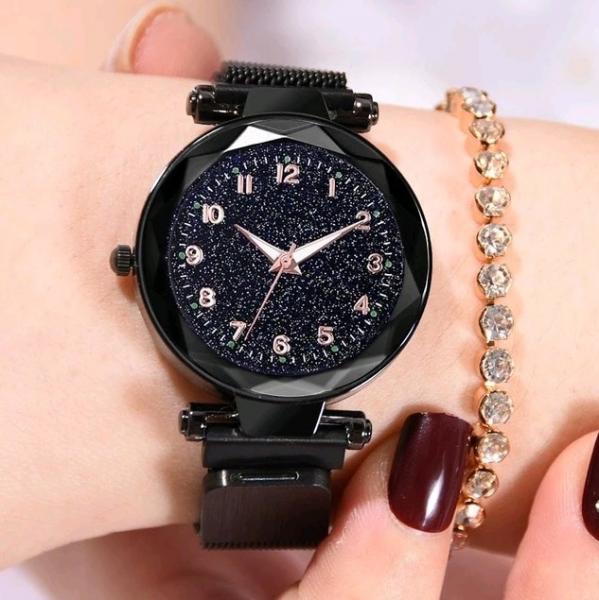 Relógio Feminino Strass Pulseira Magnética Preto Números - Geneva