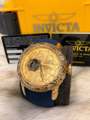 Relógio Invicta 25082 Yakuza Dourado com Pulseira Azul