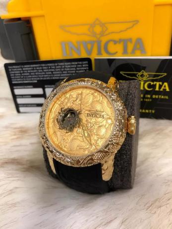Relógio Invicta Yakuza 25082 Dourado com Pulseira Preta