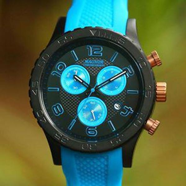 Relógio Magnum Masculino Cronógrafo e Calendário Preto Detalhes Azul Ref. Ma33504f