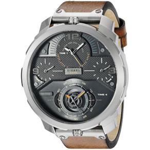Relógio Masculino Diesel `Machinus` 4 Time Zones Chronograph Brown Leather - Modelo Dz7359