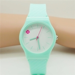 Relógio na moda bonito cores doces relógio plástico coração local para mulheres crianças