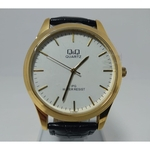 Relógio Q&Q Dourado Fundo Branco Pulseira Couro - C152J801Y
