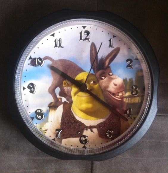 Relógio Sherek Ogro Disney Burro Princesas Anime Cartoon - Artesanato