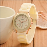 Assista Simples Design Estudante Casal Casual Cor Silicone Strap Watch exibição Rodada de relógio de quartzo