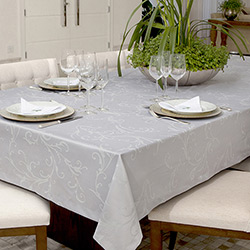 Toalha de Mesa Hibisco Prata 160x160cm - Persitêxtil