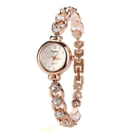 Ficha técnica e caractérísticas do produto Elegante Magro Mulheres pulseira relógios Feminino Quartz relógio com strass