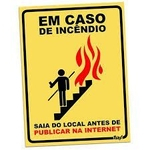 Ficha técnica e caractérísticas do produto Placa Em Caso De Incêndio