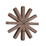 Ficha técnica e caractérísticas do produto Relógio de Parede Ribbonwood 30,5 Cm Madeira Nogueira Umbra