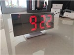 Ficha técnica e caractérísticas do produto Relógio Digital de Led Mesa Espelho Calendário Temperatura Desperdator Usb - Xt