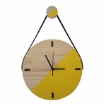 Relógio Escandinavo Adnet em Madeira Amarelo com Alça + Pendurador - Edward Clock