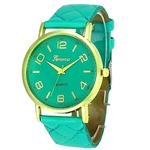 Ficha técnica e caractérísticas do produto Relógio Feminino Geneva Dourado Pulseira Matelassê Verde