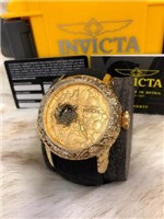 Relógio Invicta Yakuza 25082 Dourado com Pulseira Preta