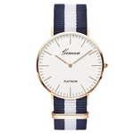 Ficha técnica e caractérísticas do produto Simples Casual Stripe Cloth Watchband Quartz Assista Ladies watch