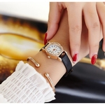Ficha técnica e caractérísticas do produto Mulheres Concise Leather Strap Moda pequeno mostrador de relógio de quartzo Ladies watch