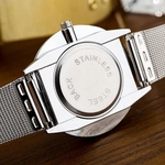 Ficha técnica e caractérísticas do produto Woman Fashion Casual Watch Silver Mesh Belt Watch Lady Analog Quartz Wrist Watch